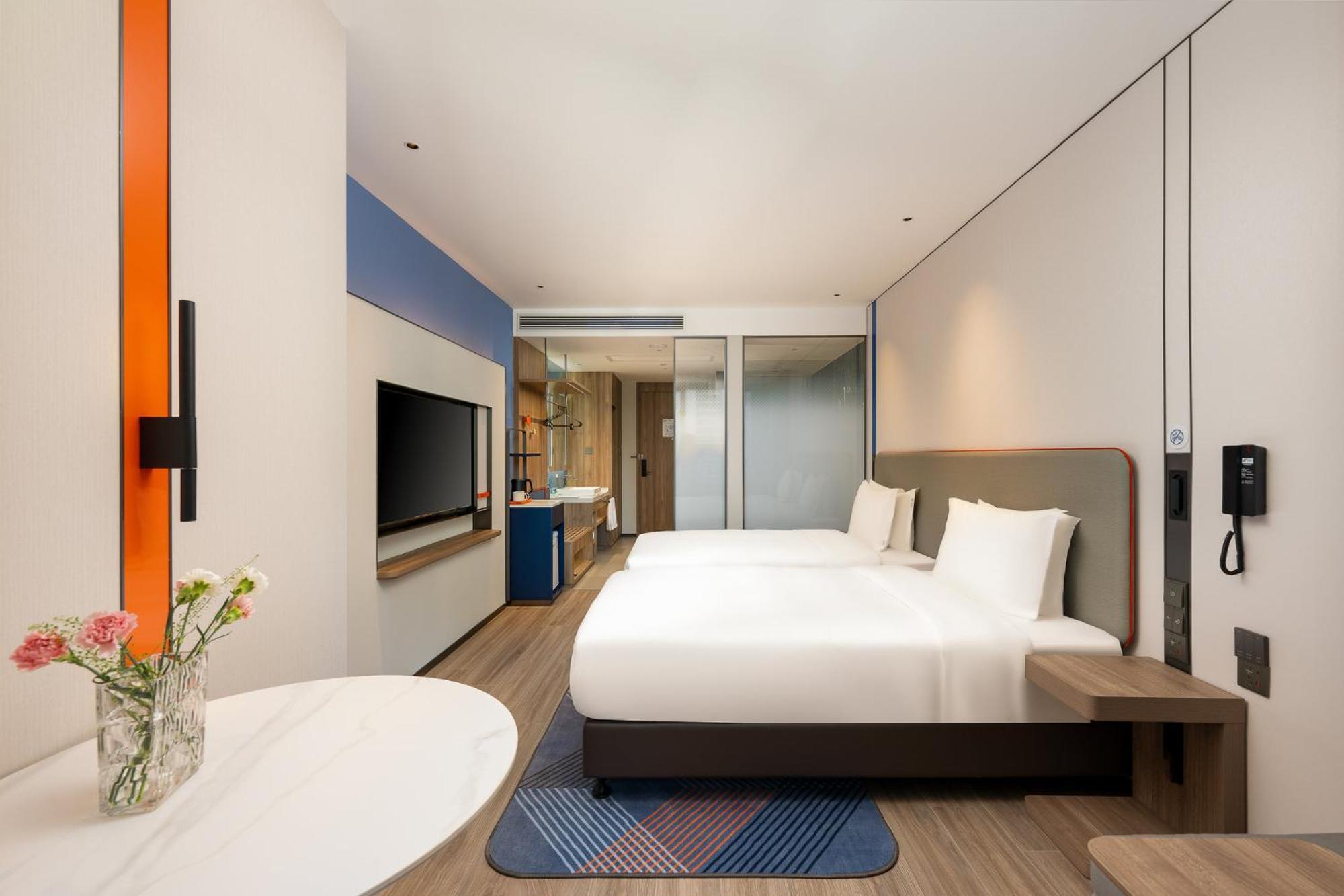 Holiday Inn Express Taizhou City Center By Ihg Exterior photo