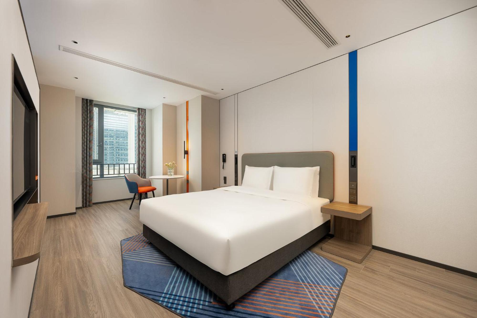 Holiday Inn Express Taizhou City Center By Ihg Exterior photo