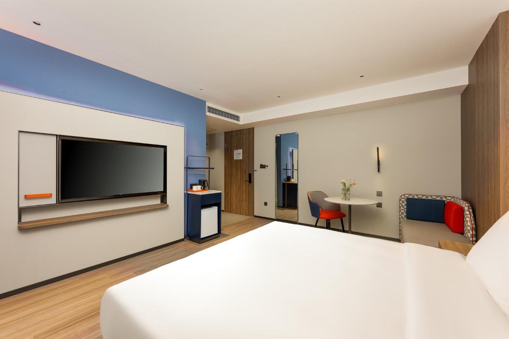 Holiday Inn Express Taizhou City Center By Ihg Exterior photo