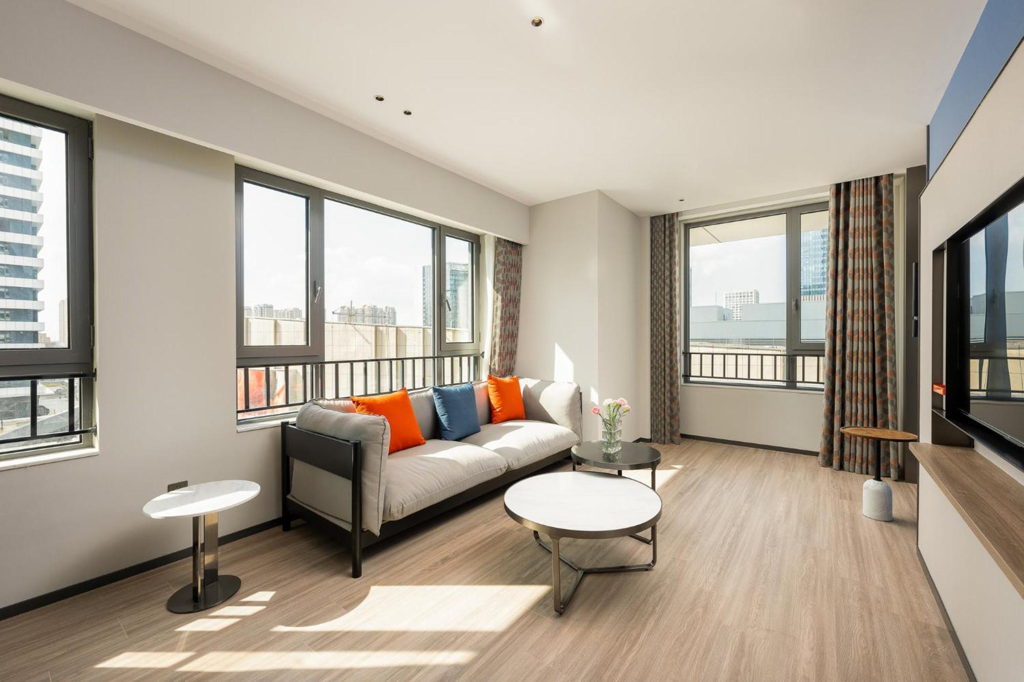 Holiday Inn Express Taizhou City Center By Ihg Exterior photo