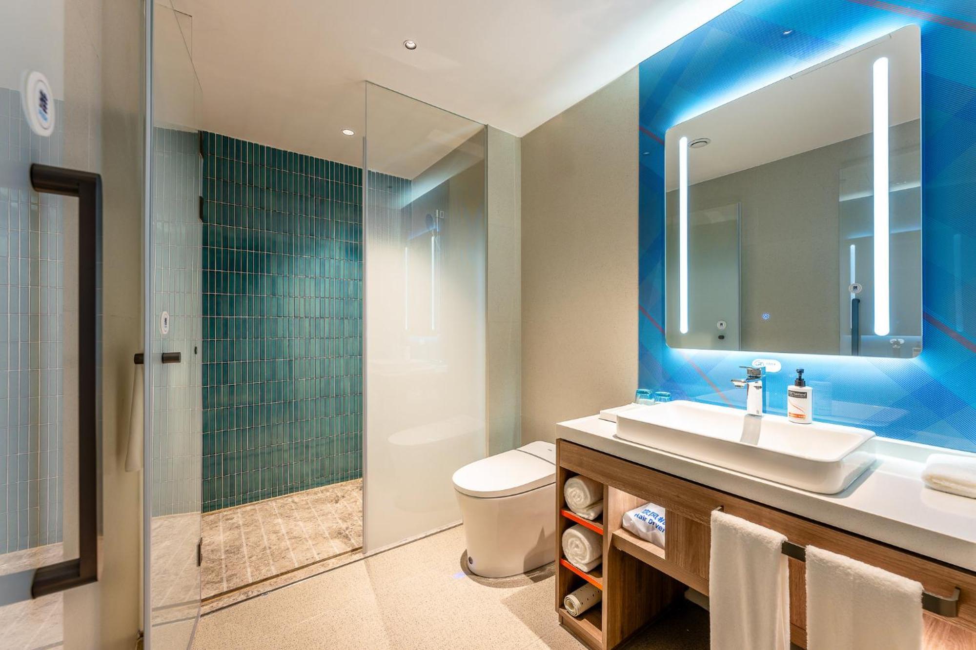 Holiday Inn Express Taizhou City Center By Ihg Exterior photo