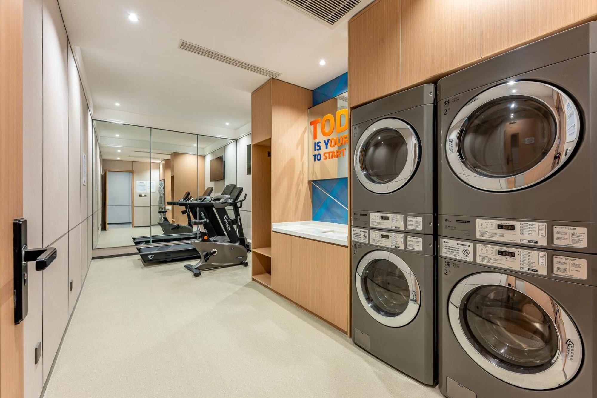 Holiday Inn Express Taizhou City Center By Ihg Exterior photo